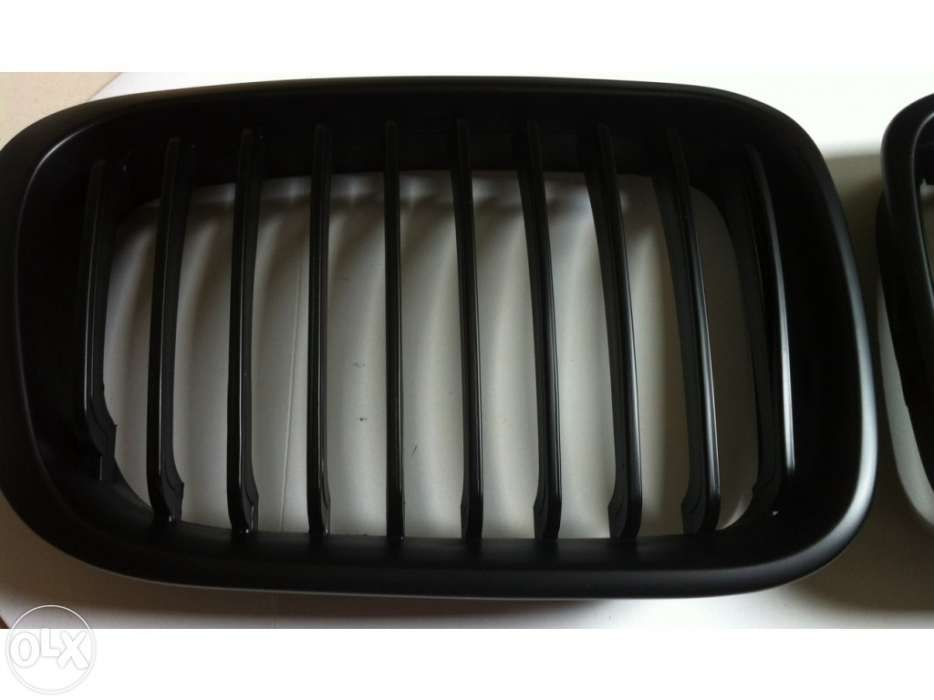 Grelhas em preto BMW E46 320d, 316i, compact, etc, de 98 a 01