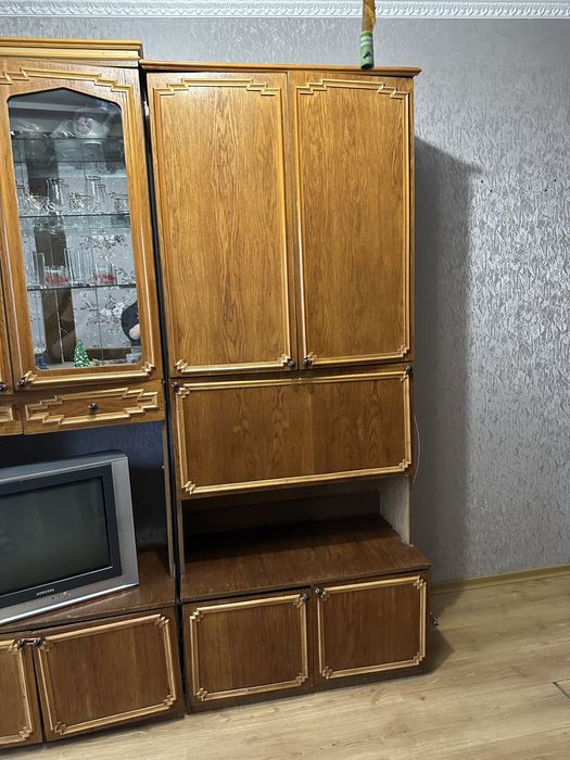 Стінка в зал