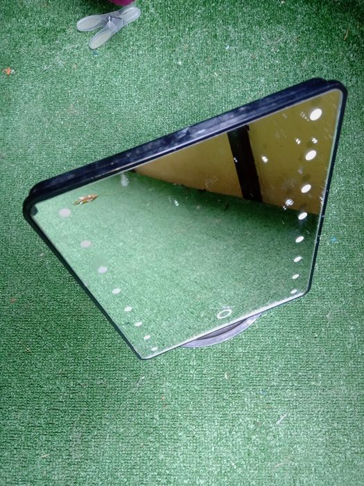 Lusterko z podświetleniem