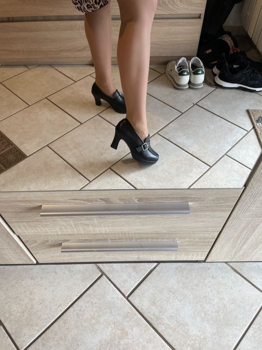 Nowe buty czółenka skorkowe 37 botki jesien jeisenne new na obcasie