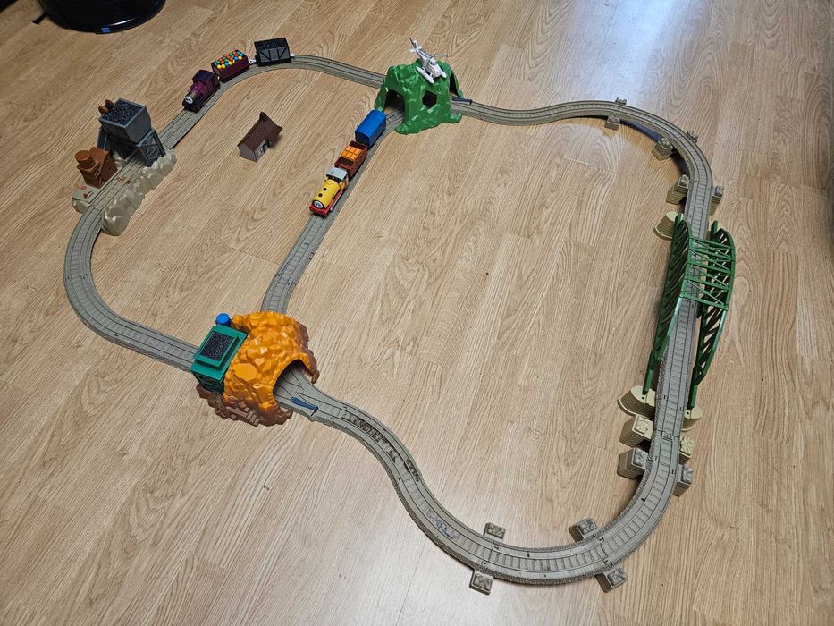 Tomek i Przyjaciele zestaw pociągi tory Tommy Trackmaster