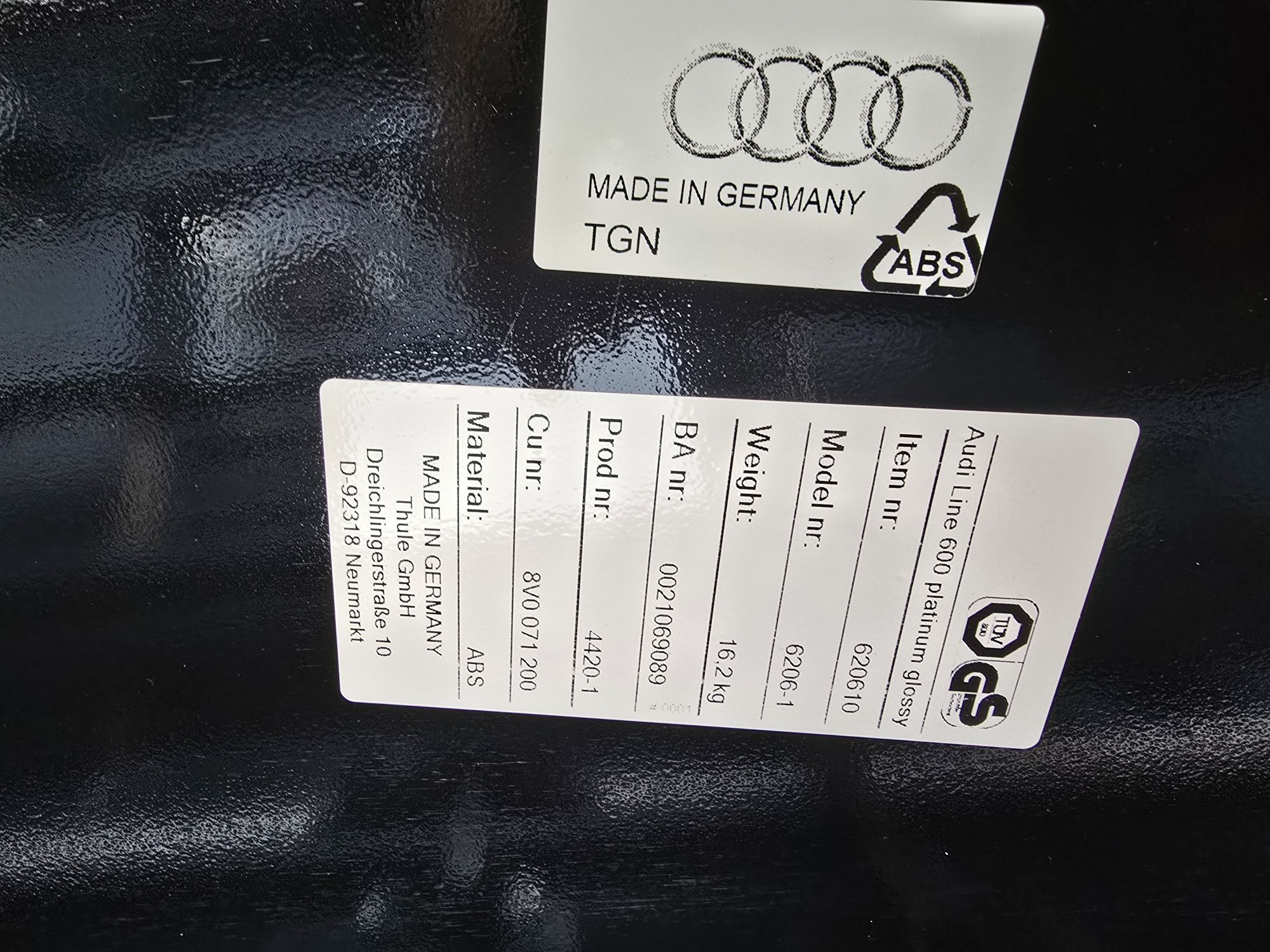 Box bagażnik kufer dachowy THULE Audi nowy 300l