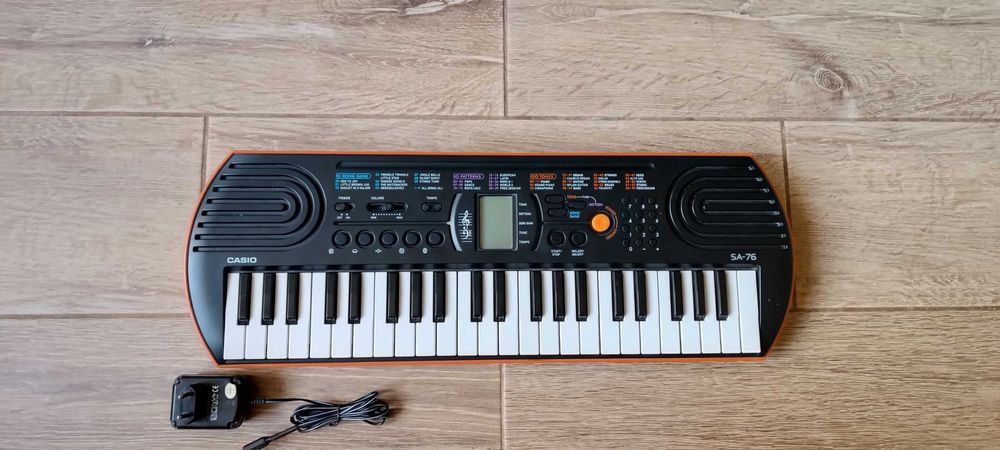 Синтезатор / міні-піаніно Casio SA-76. Ідеальний для навчання