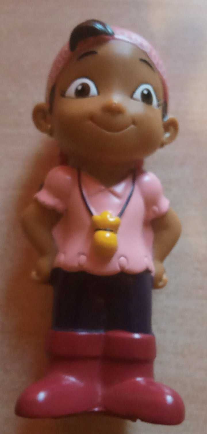 Figurka Izzy Jake Piraci z Nibylandii