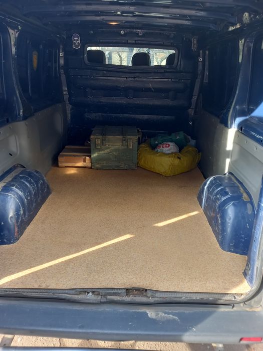 Опель Віваро 1.9 дизель турбо