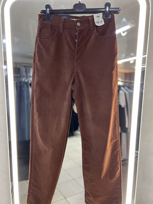 Жіночі вельветові штани Levi’s Ribcage Straight Ankle