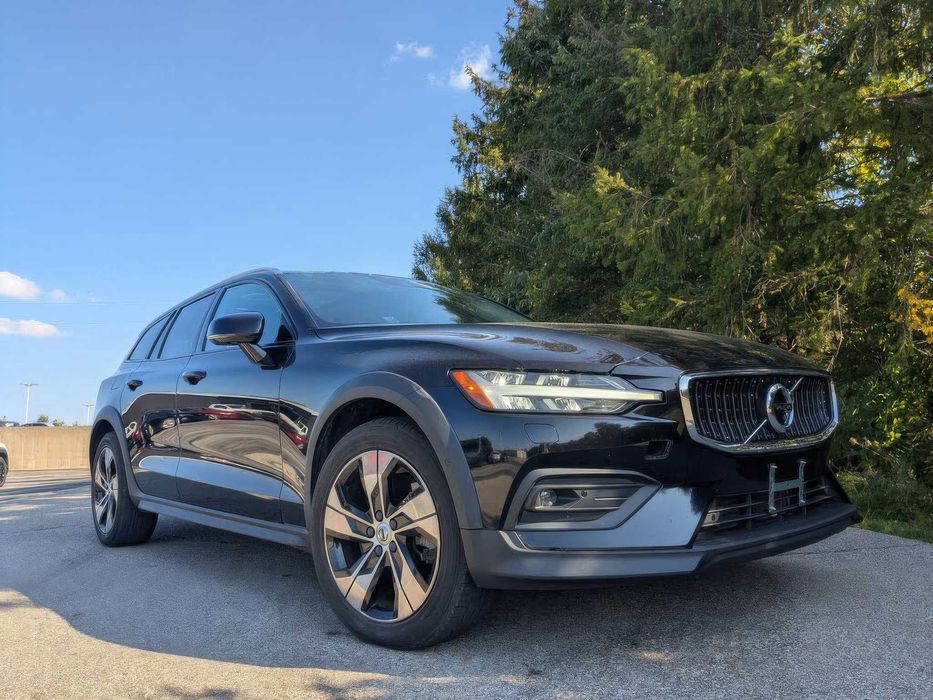 Volvo V60 Cross Country T5      2020