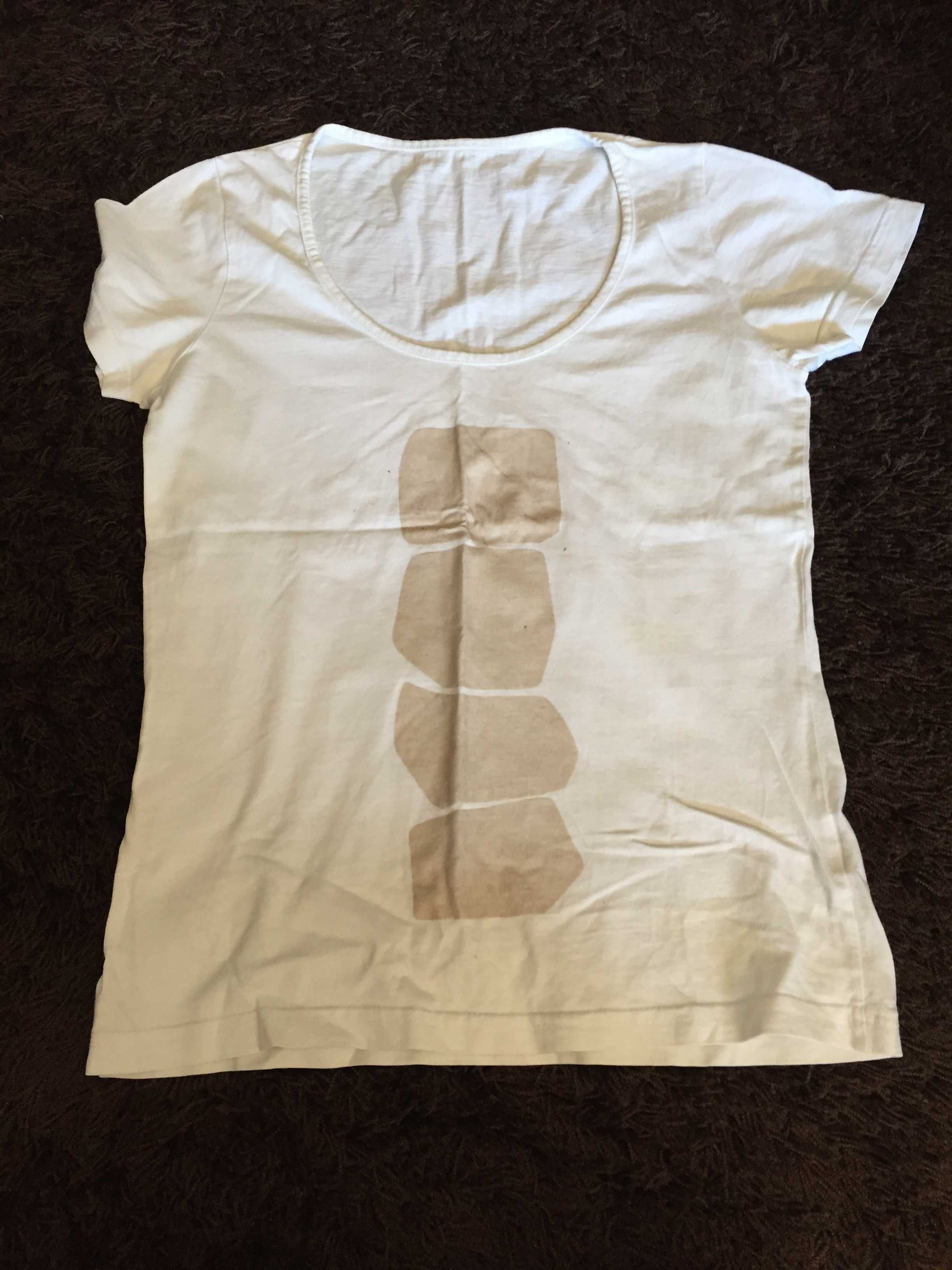 tshirt branca tamanho m com dourado