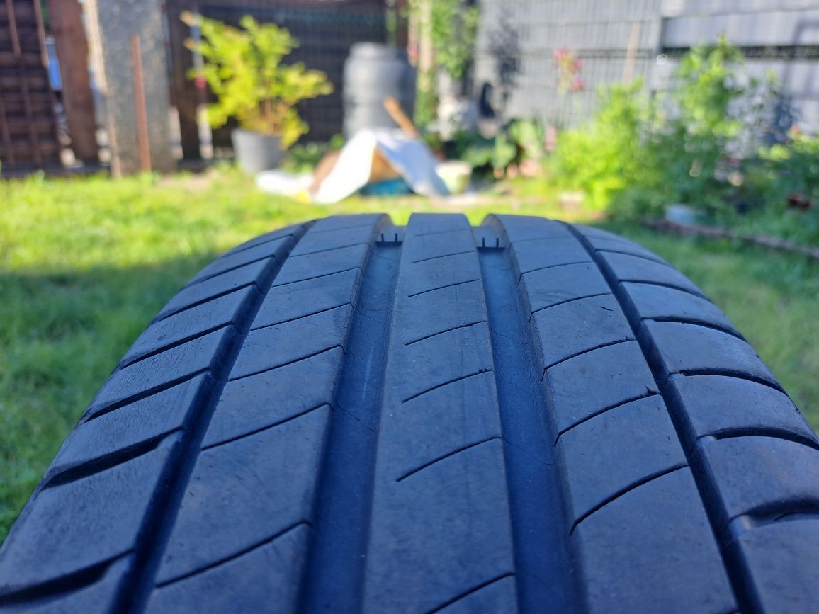 Opony letnie 215/65 R-17