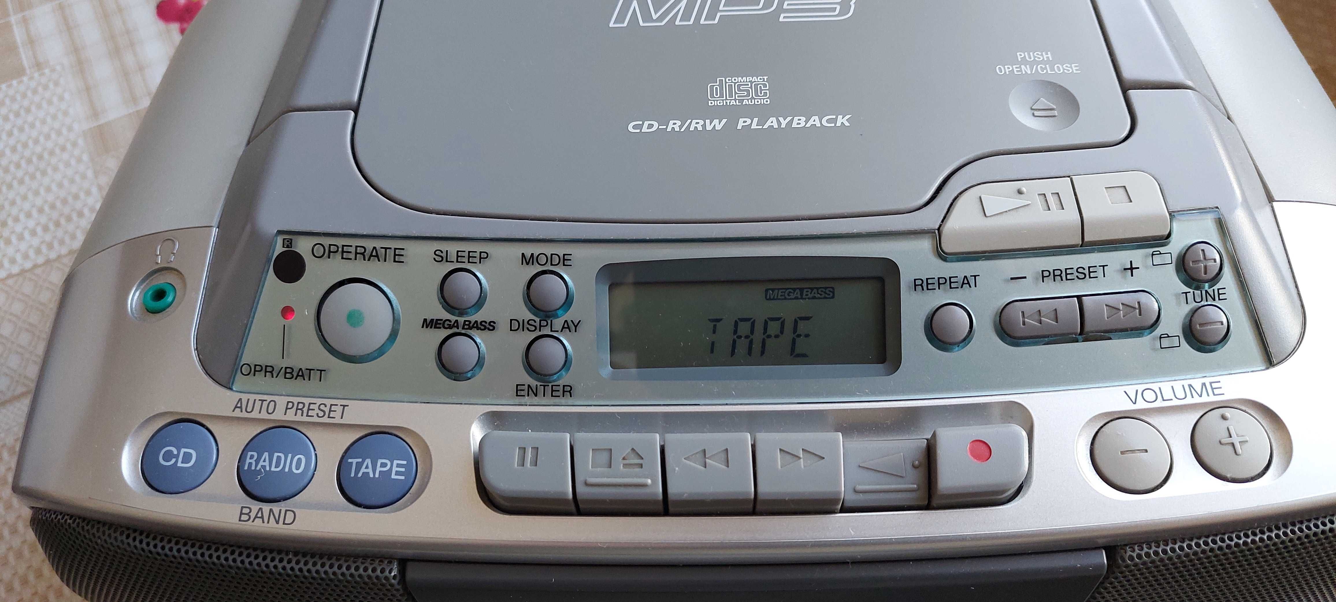 Radioodtwarzacz  Sony MP3 Sprawny plus Pilot