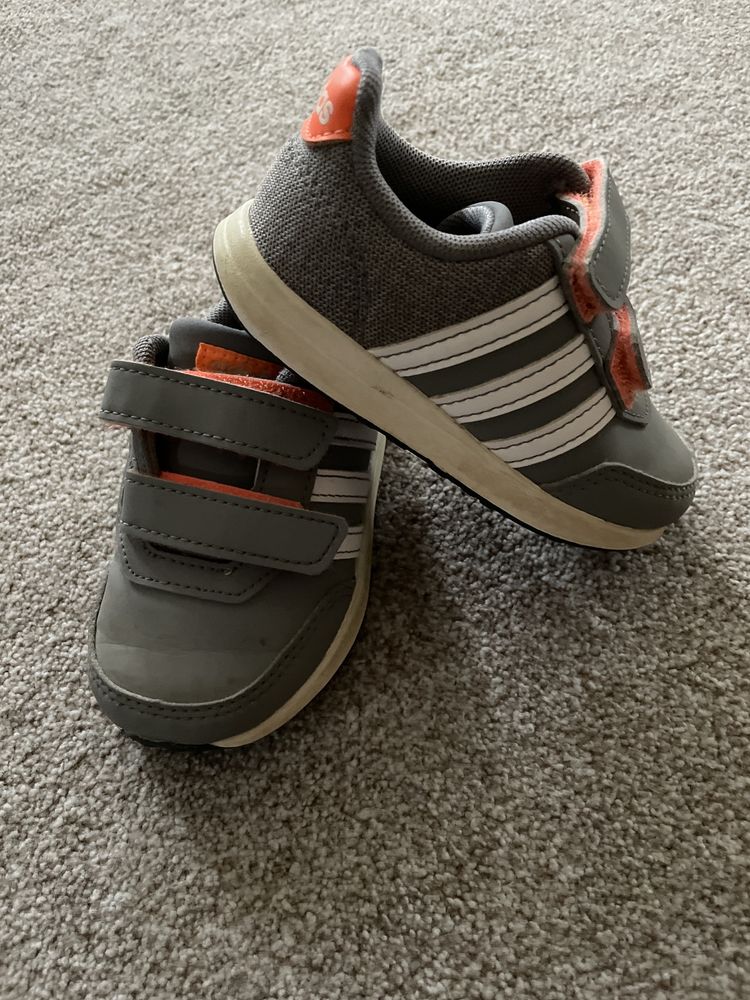 Adidas buciki rozmiar 22