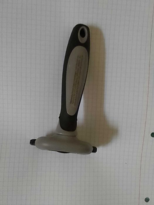 Escova/Pente estilo furminator com ponta removível