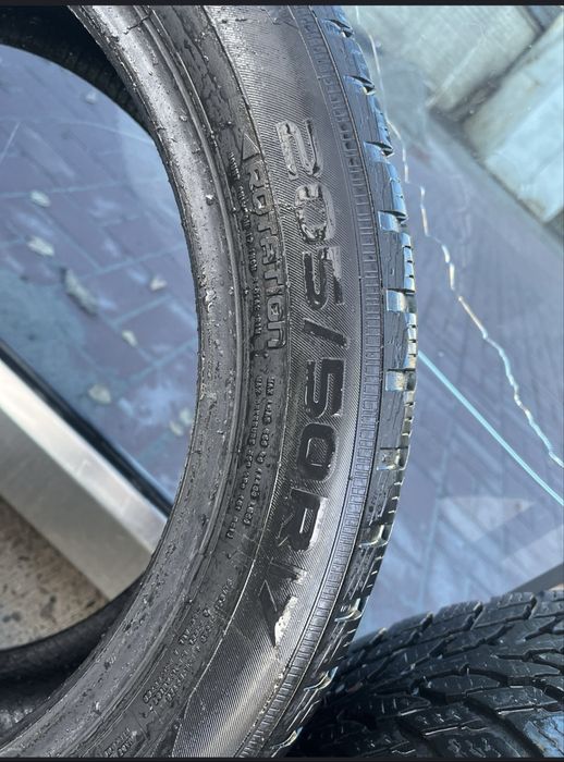 Зимові шини Nokian R17