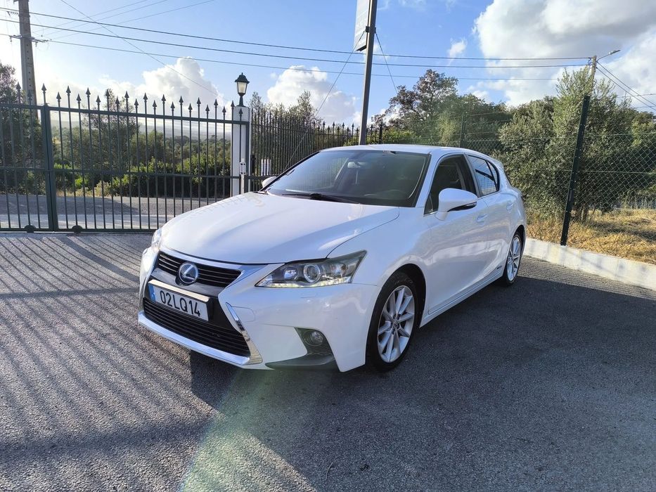 Lexus CT 200h