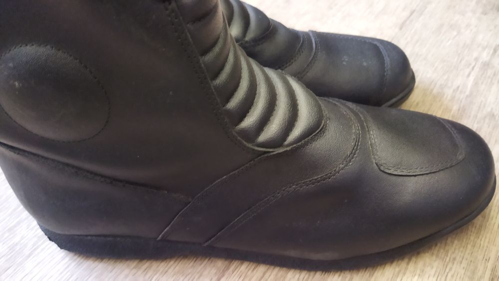 Мотоботы обувь для мотоцикла