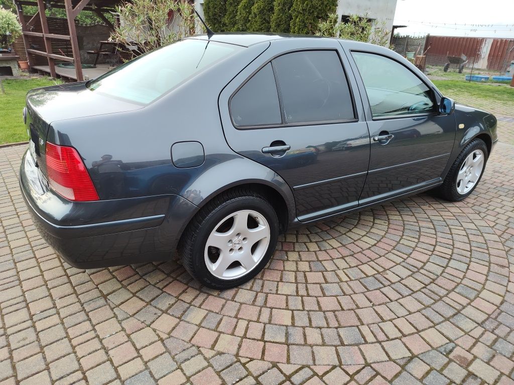 Volkswagen Bora 1.6SR