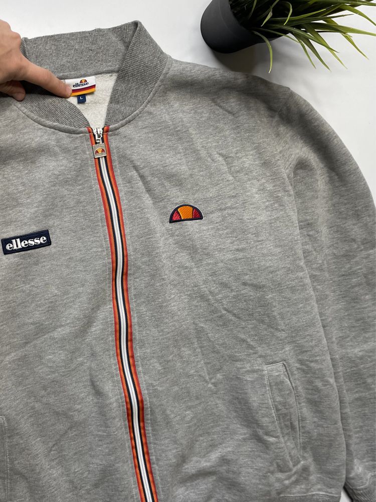 Зіпка,овершот Ellesse