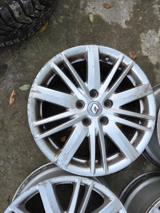 renault dacia nissan komplet felg alufelgi 7jx17 et49