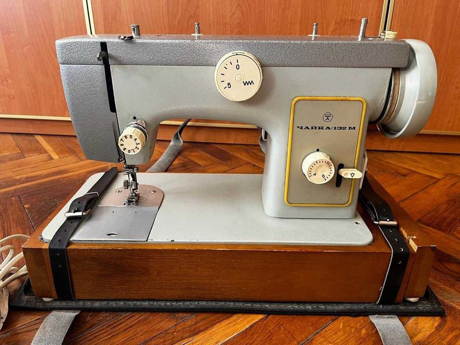 продам швейну машинку Чайка 132-М