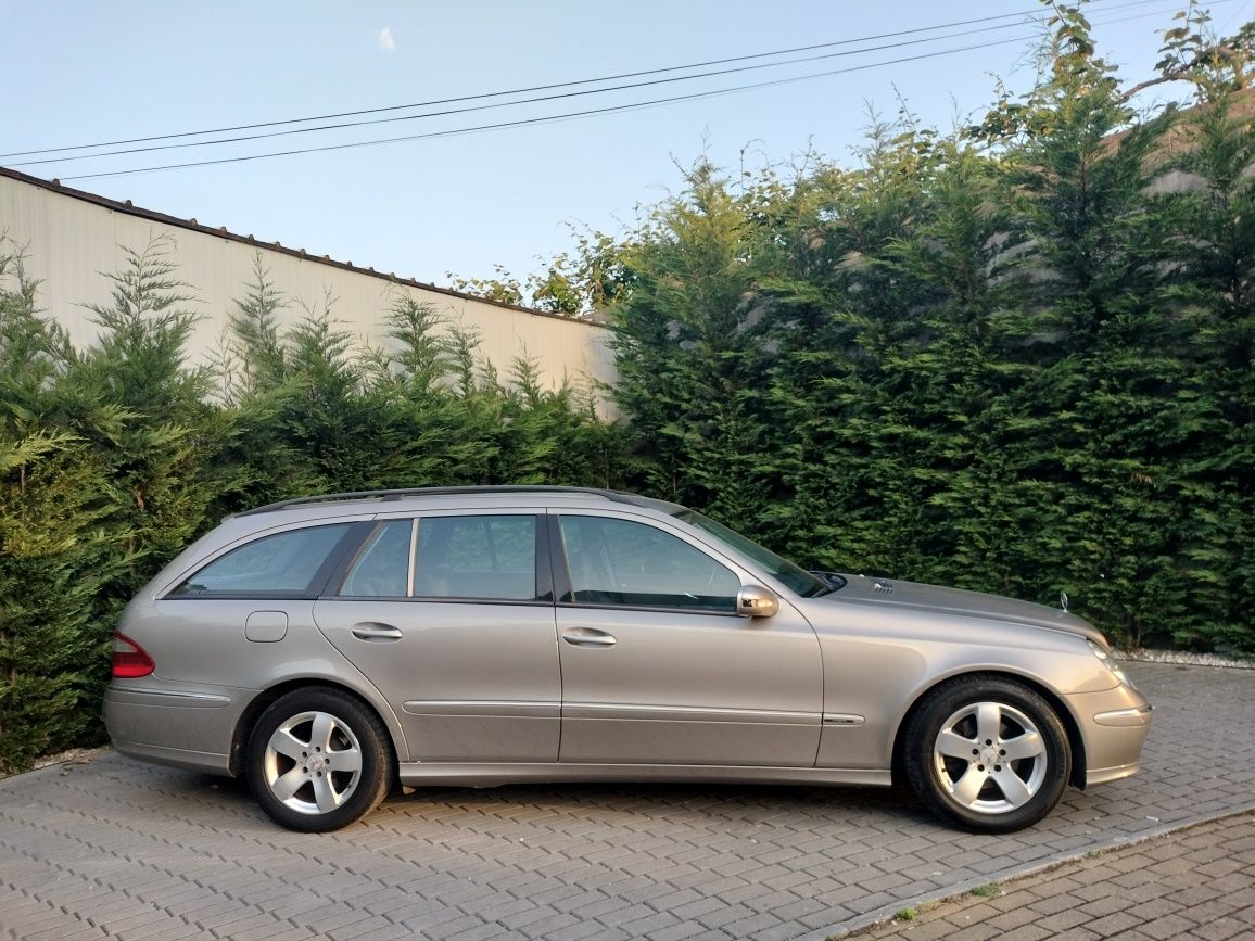 Mercedes E 220 CDI 150 cv (w211) Avantgard