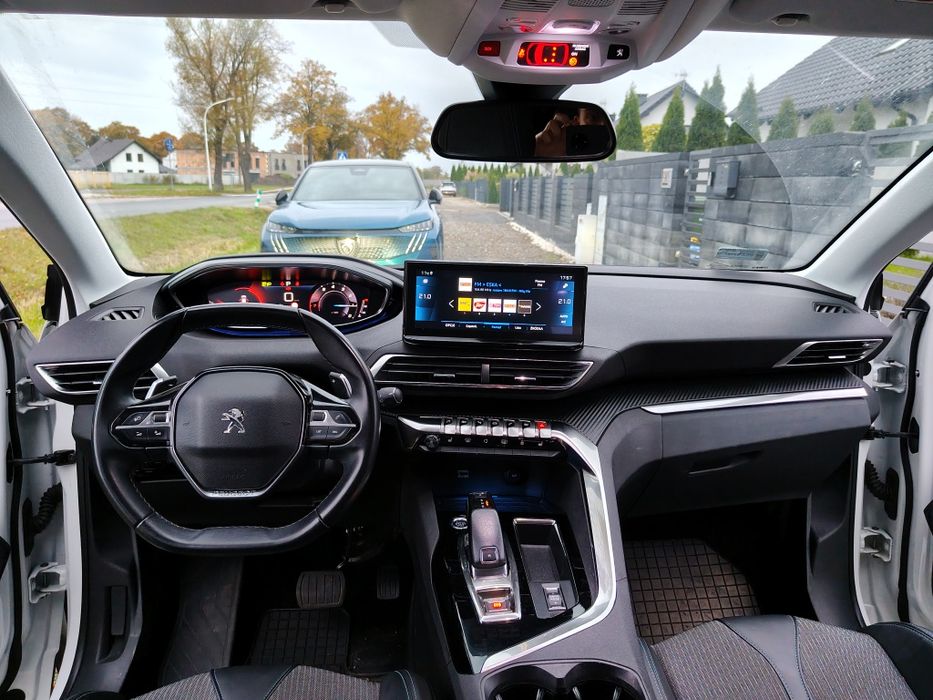 Peugeot 3008 1.2 PureTech EAT8 2021 Biała Perła