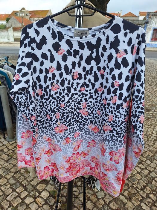 Blusa florida Mulher