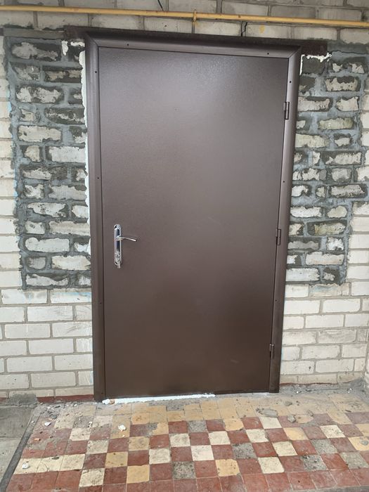 Виготовлення металевих виробів/двері вхідні/двери/двері
