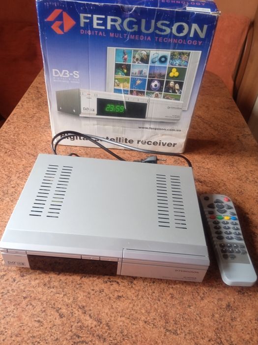 Цифровий супутниковий телеприймач ресивер ТВ програм Ferguson