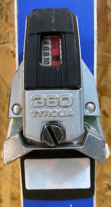 Esquis/Skis para a neve, como novos