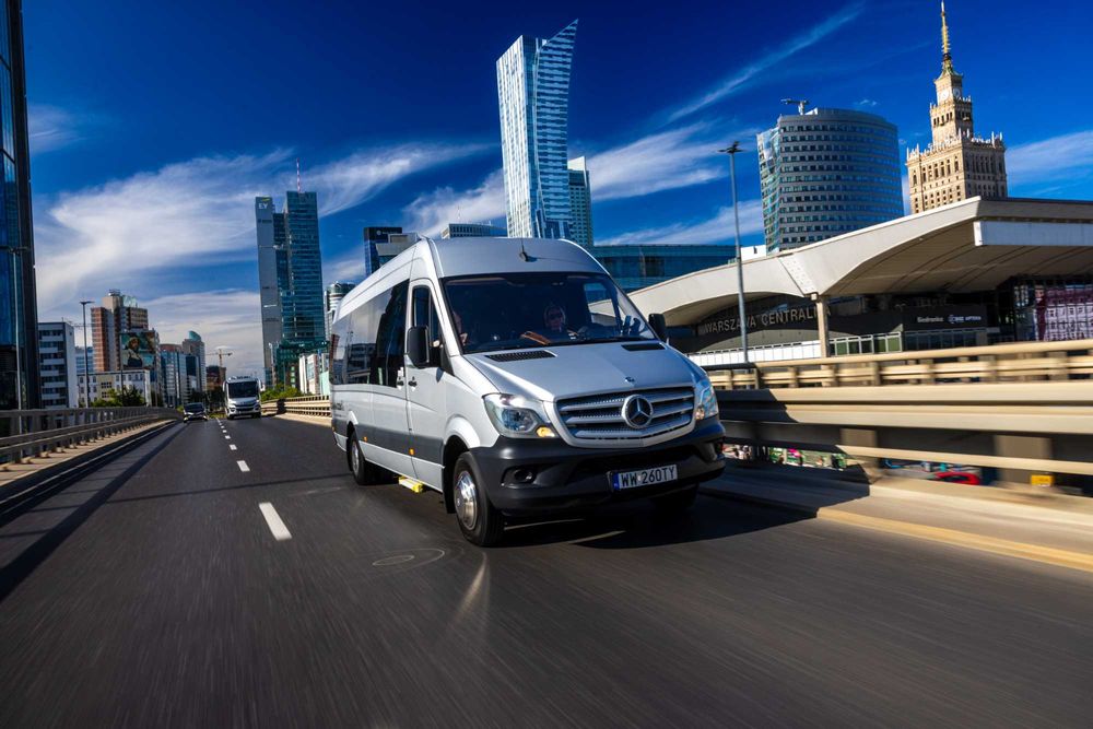 Krajowy i międzynarodowy transport osób - Zawadzki