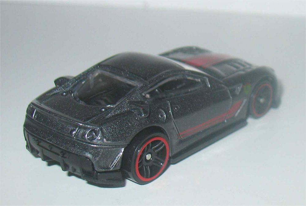 Ferrari 599XX (Escala 1/64 aproximada)