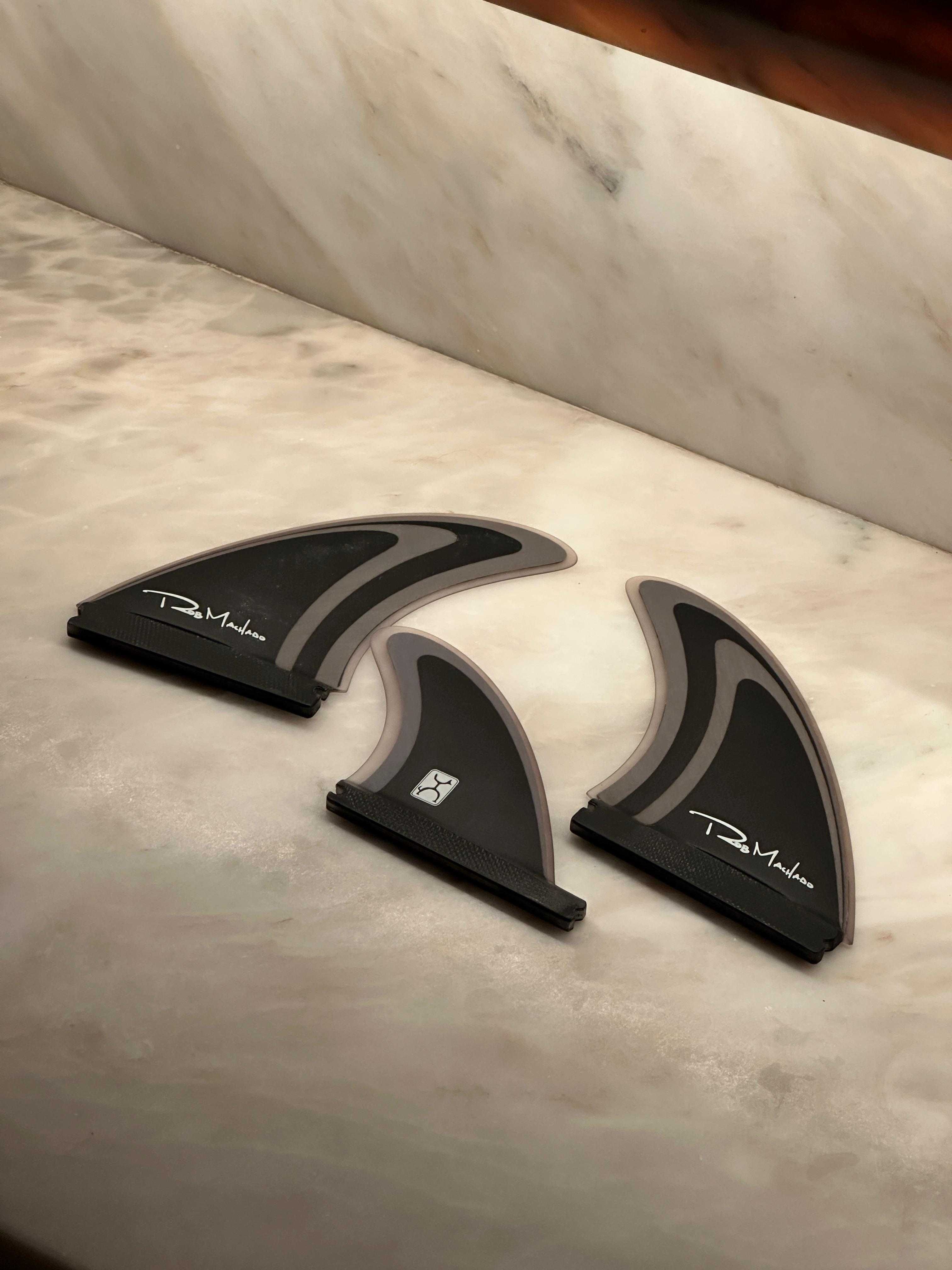 Rob Machado's' 2 + 1 Surfboard fin set up.