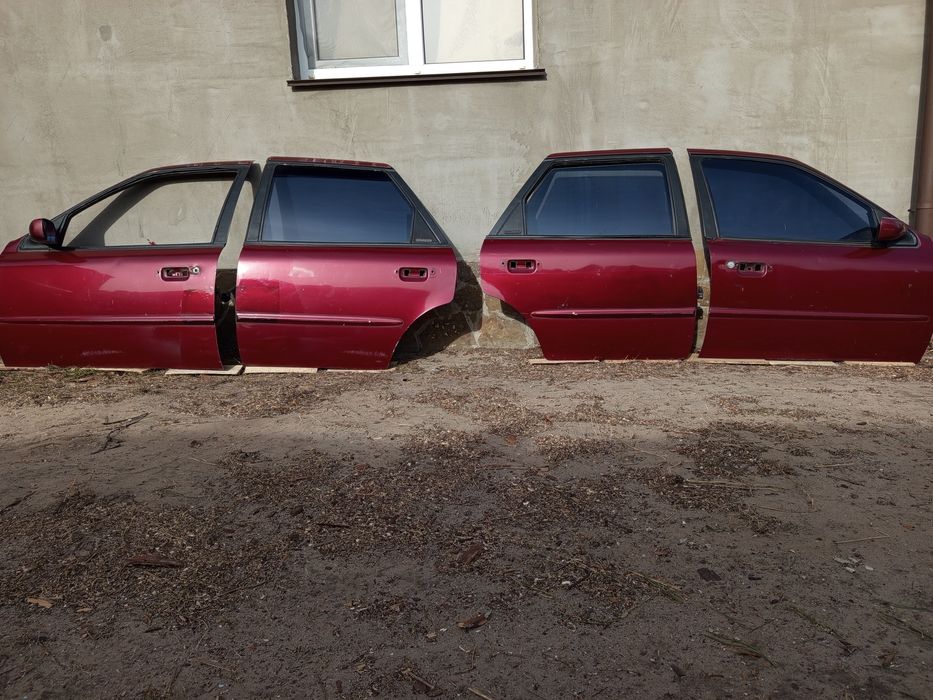 Продам двері для таких авто: peogeot 405; Lanos; Scorpio1,2;Mazda 323f