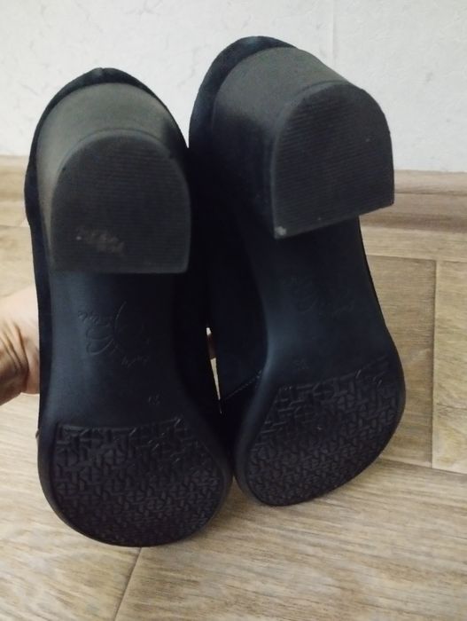 Туфлі шкіряні 39р.