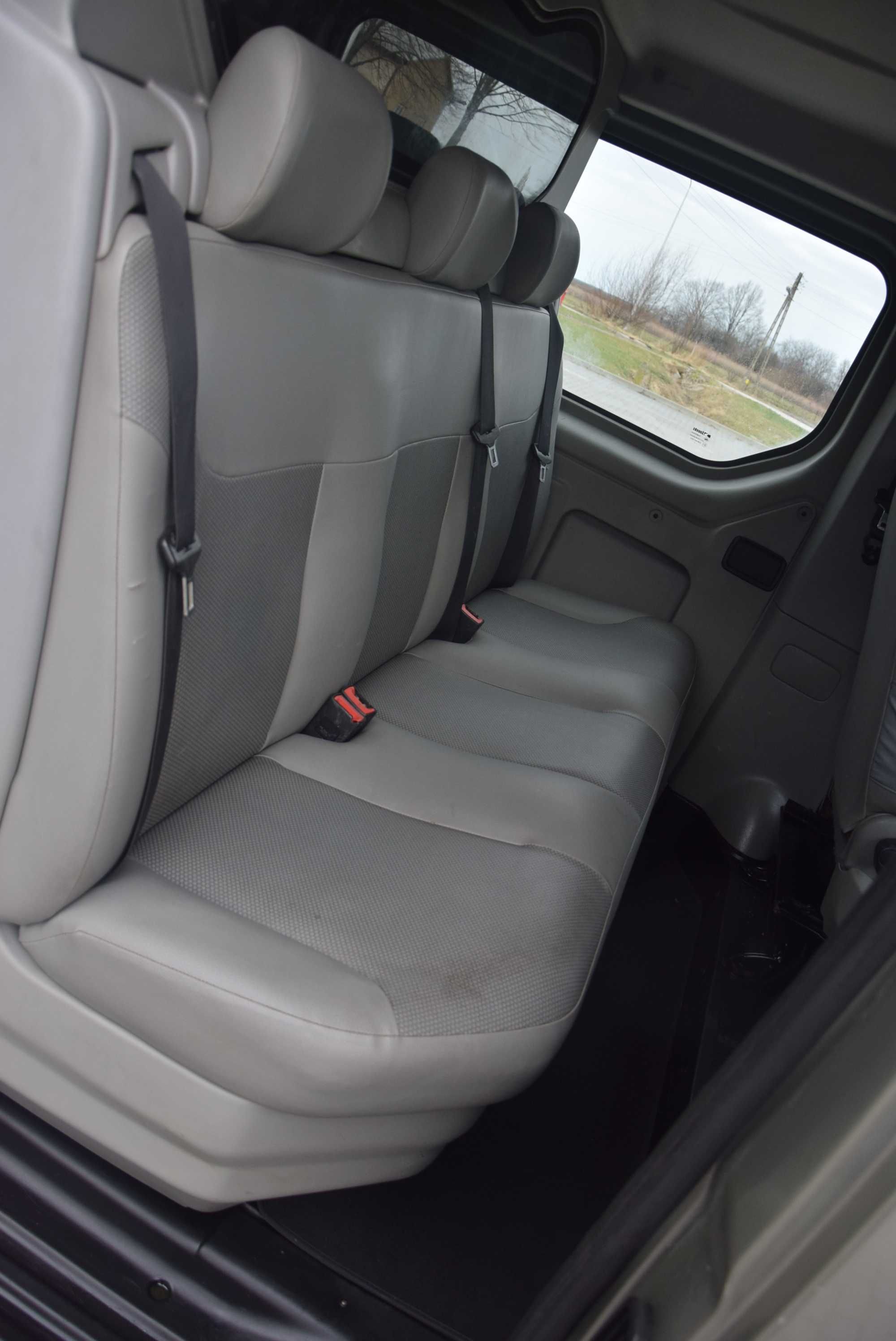 Opel Vivaro 2013r 2.0d Klimatyzacja,Hak,Oryginał lakier