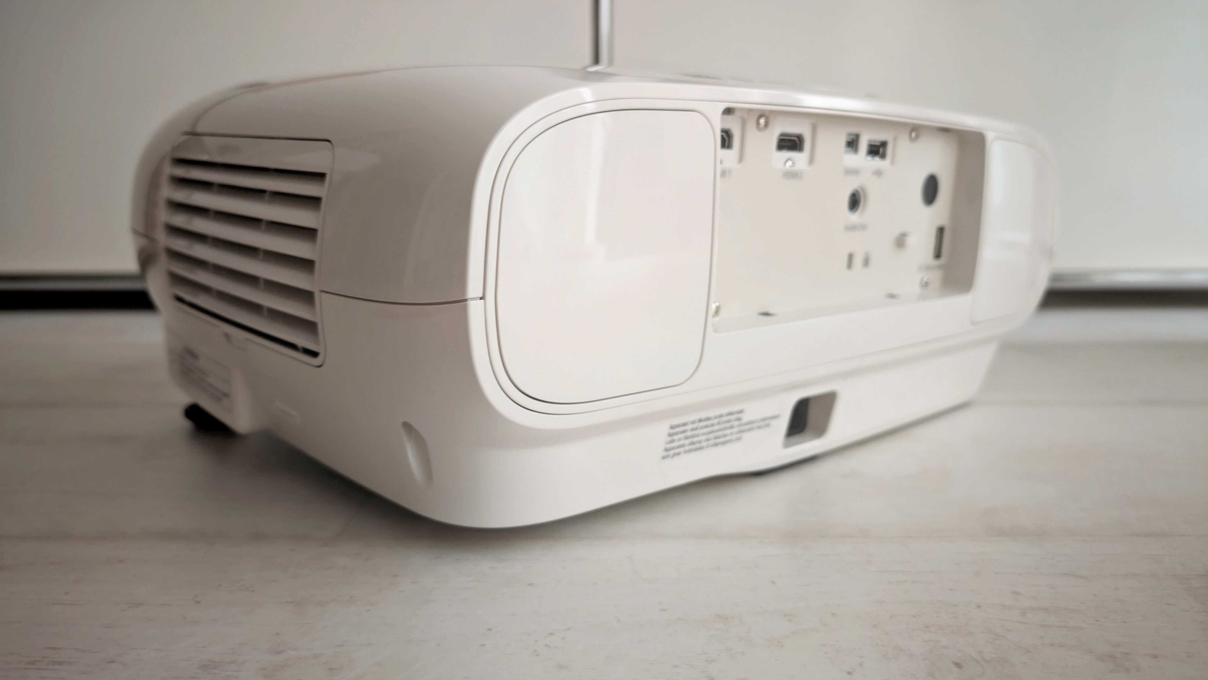 EPSON EH-TW7000 4K UHD  3000 ANSI / Gwarancja / 60h