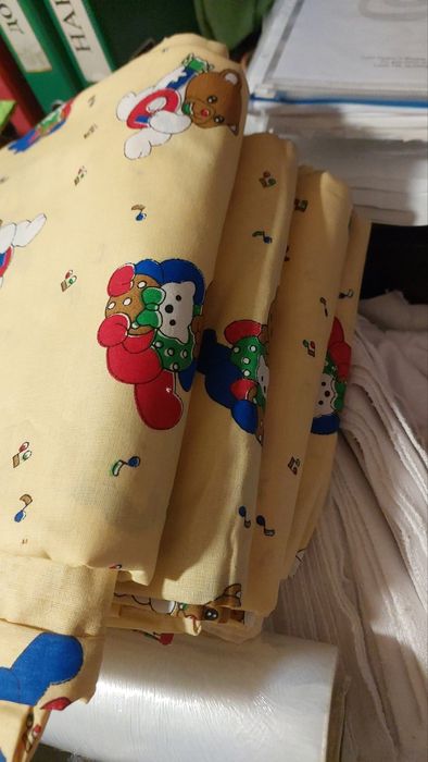 Комплекты детского постельного белья и простыни на резинке