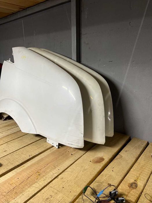 Передні крила VW Crafter 2006-2017 та Mercedes Sprinter 906