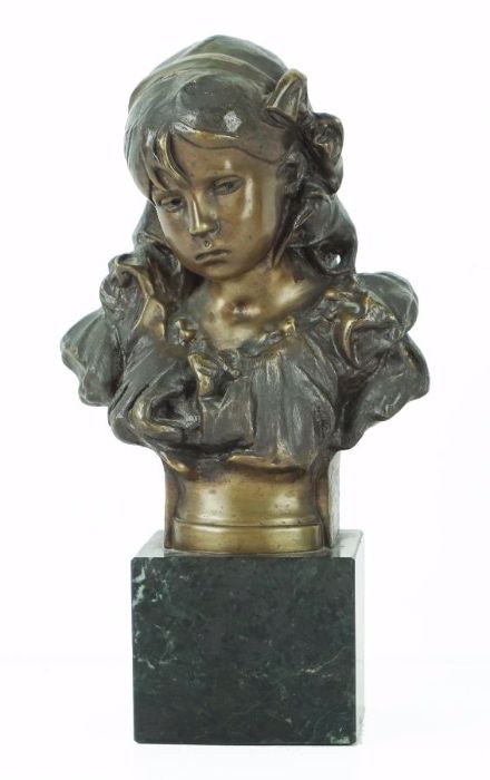 Escultura em bronze Teixeira Lopes