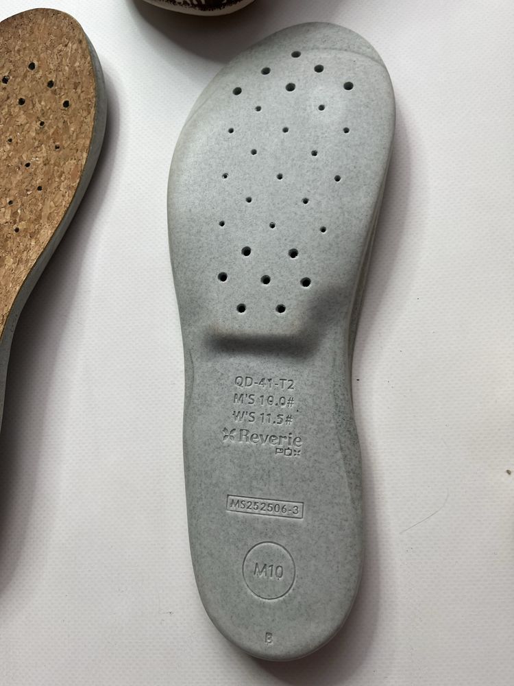 Тапочки Nike ISPA Universal