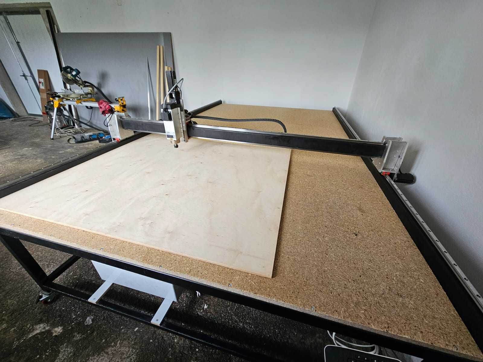 Frezarka CNC 4x2m do drewna pleksi sklejka plotter