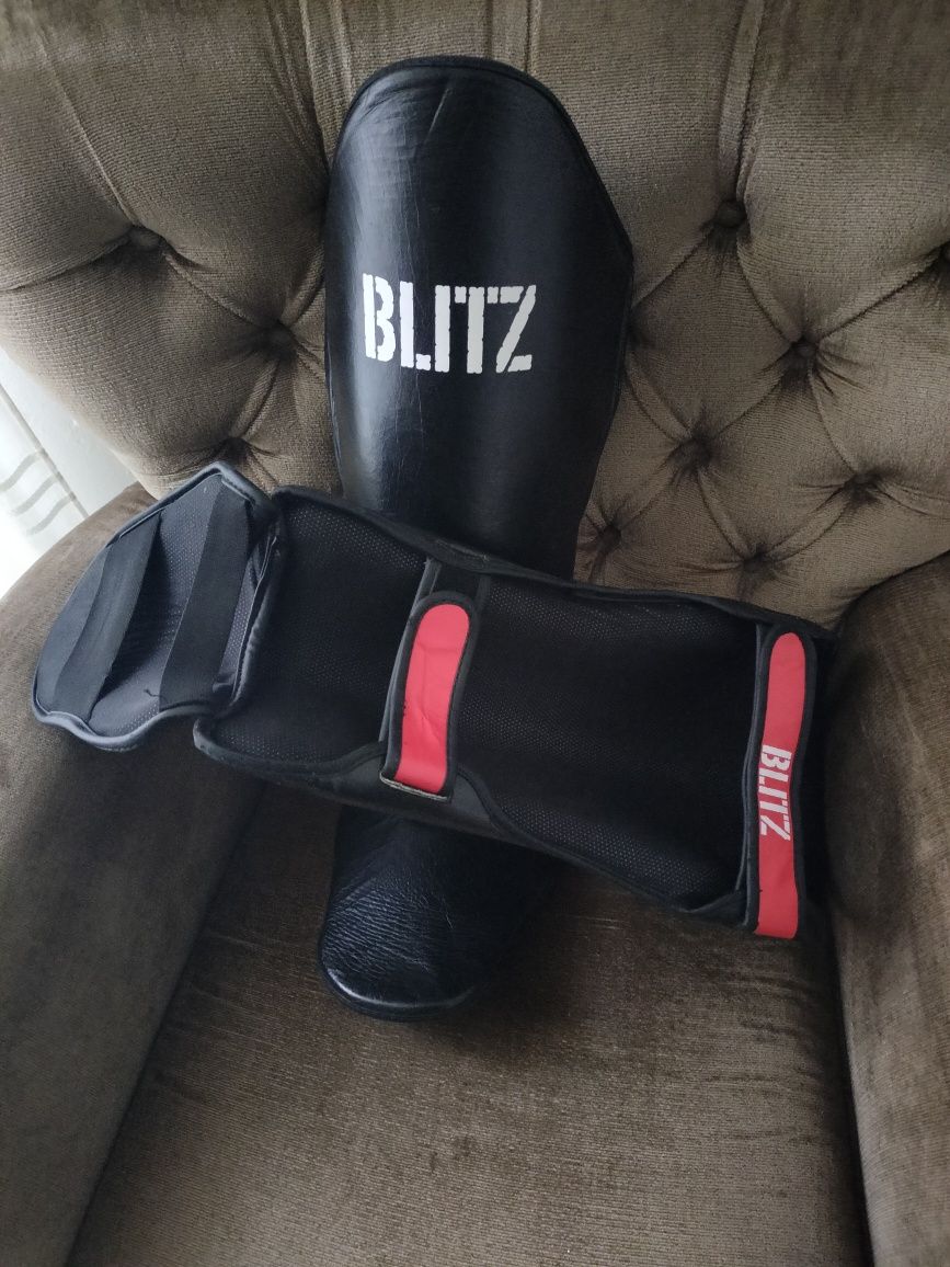 Caneleiras Kickboxing Blitz