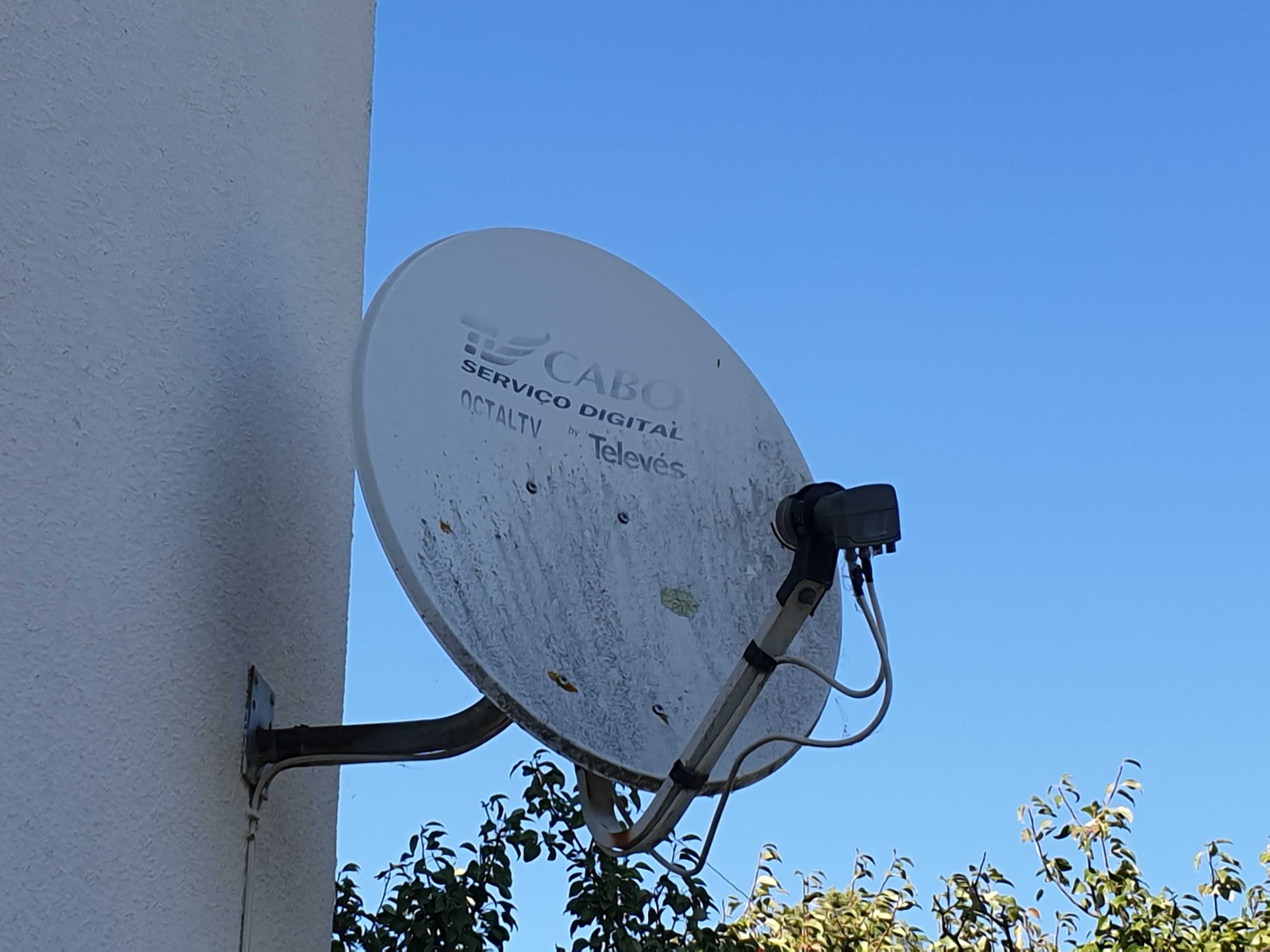 parabólica antena TV