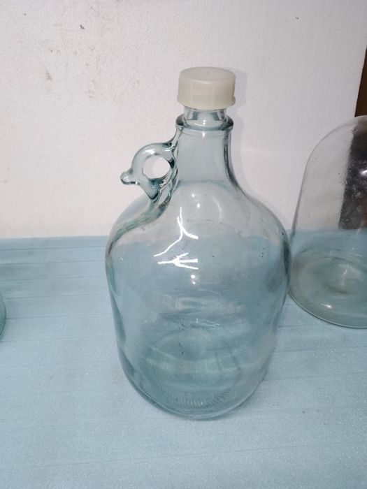 Продам бутли для вина.