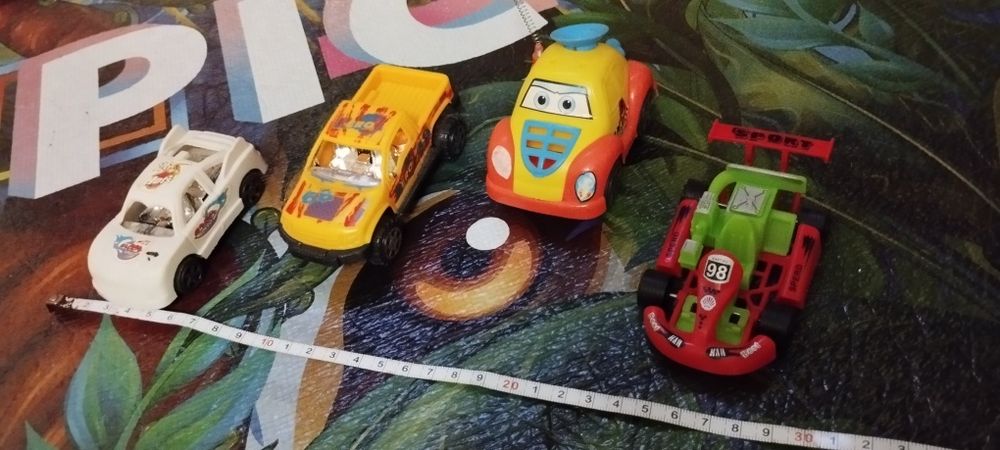 Набір машинок 4шт