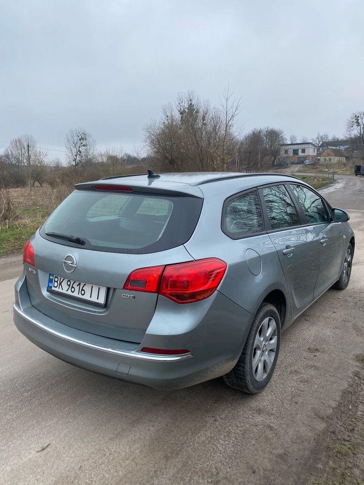 Opel Astra j 1.7 дизель