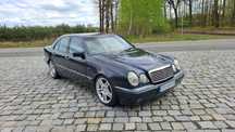 Mercedes-Benz Klasa E E420 V8 Avantgarde xenon Bosse