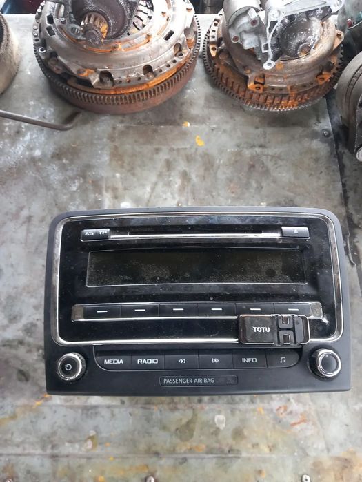 Radio skoda superb 3T0 035 161K