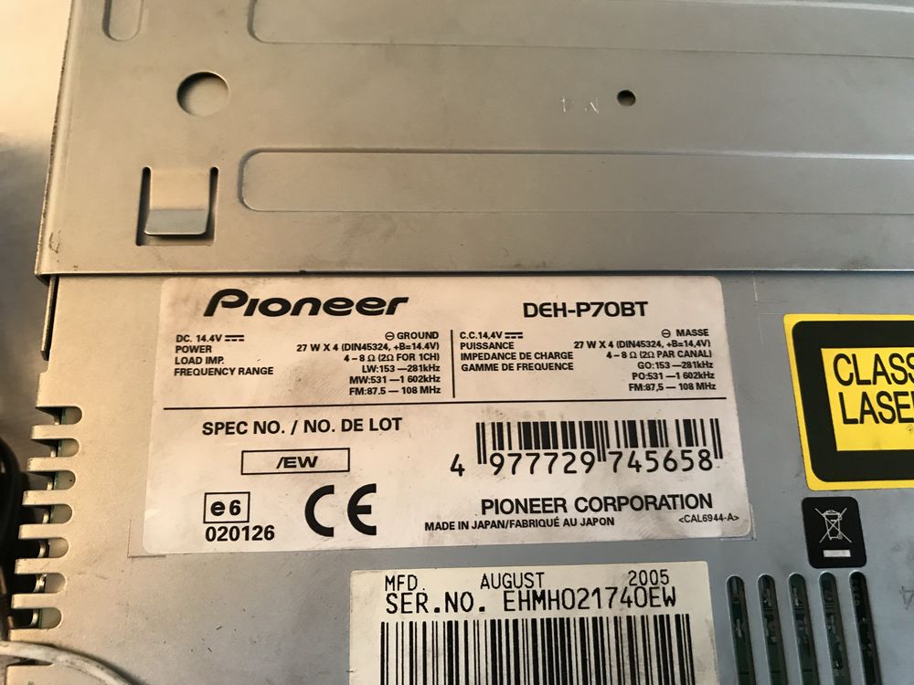 Pioneer DEH-P70BT (sem painel frontal) — só para peças