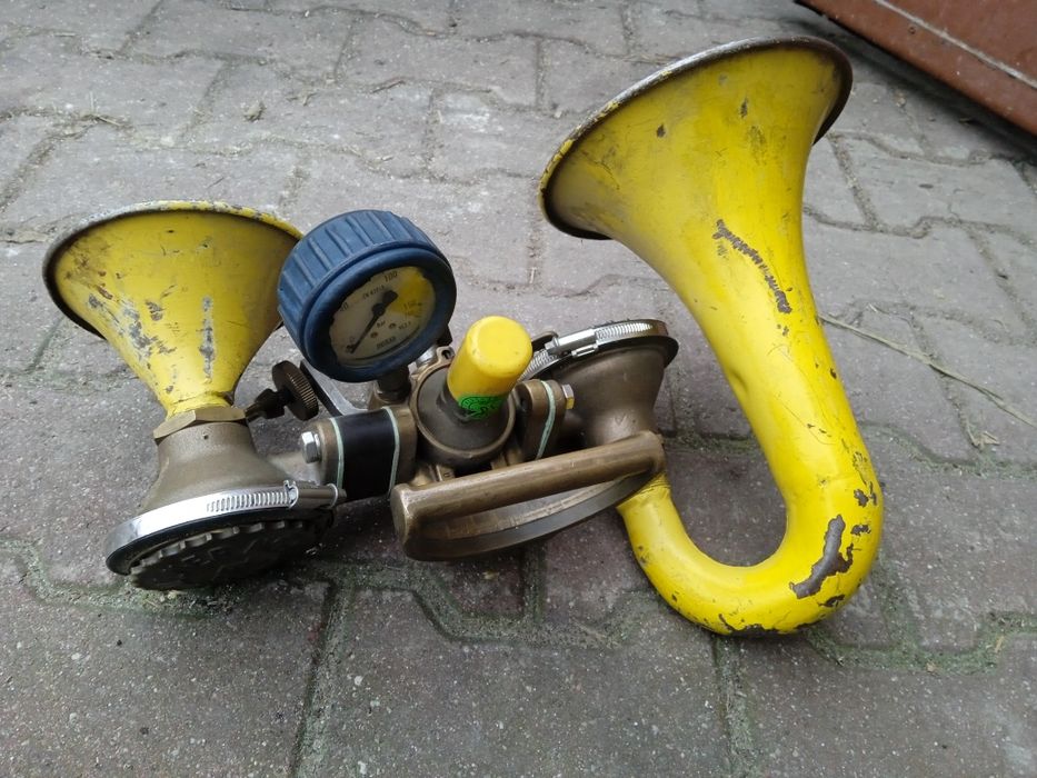 Syrena kolejowa Niemiecka sygnał dźwiękowy klakson trąbka fanfara trab